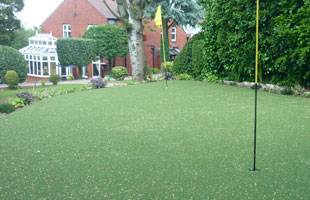 residential putting greens